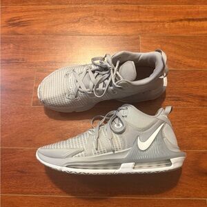 Nike LeBron 7 Men’s Basketball Shoes